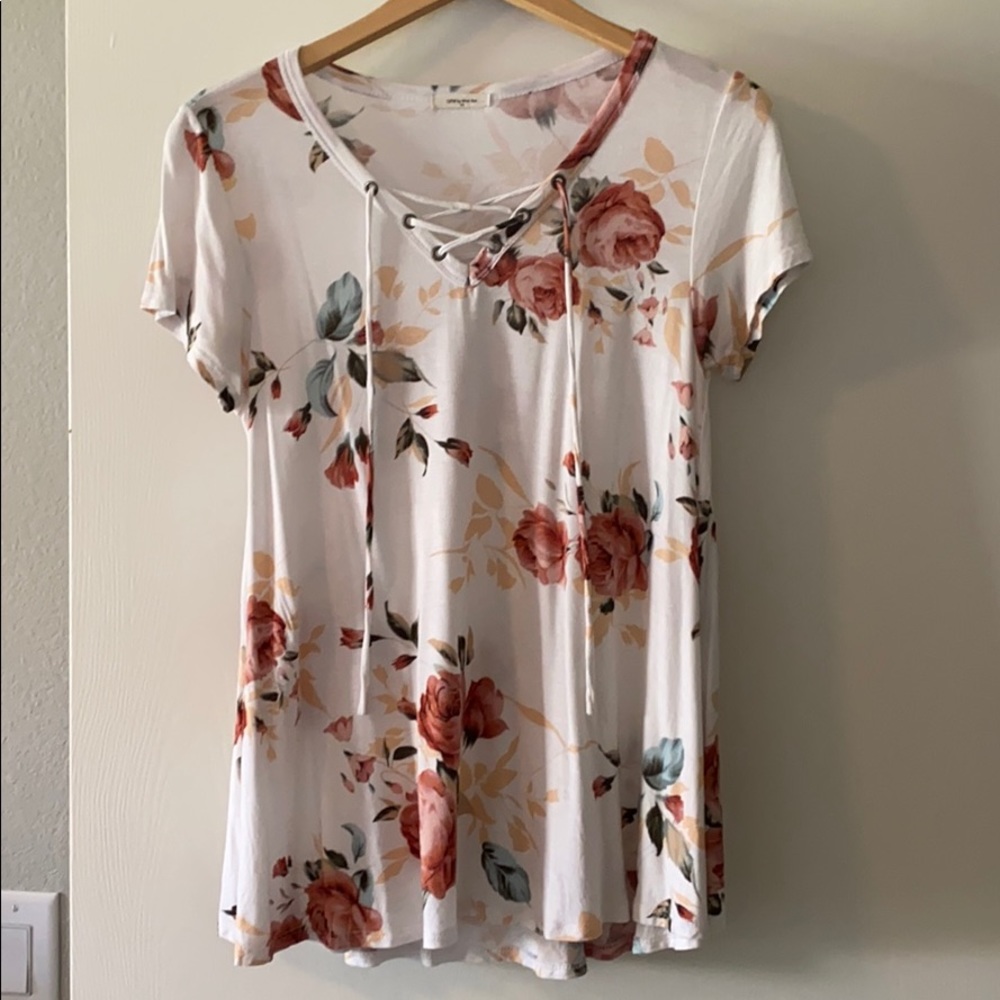 **LAST CALL** Floral print top